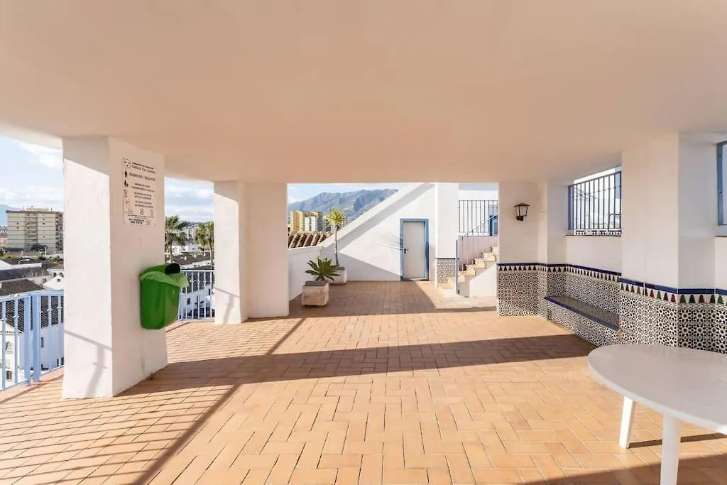 Apartment Luxury Holiday At Tres Coronas Fuengirola